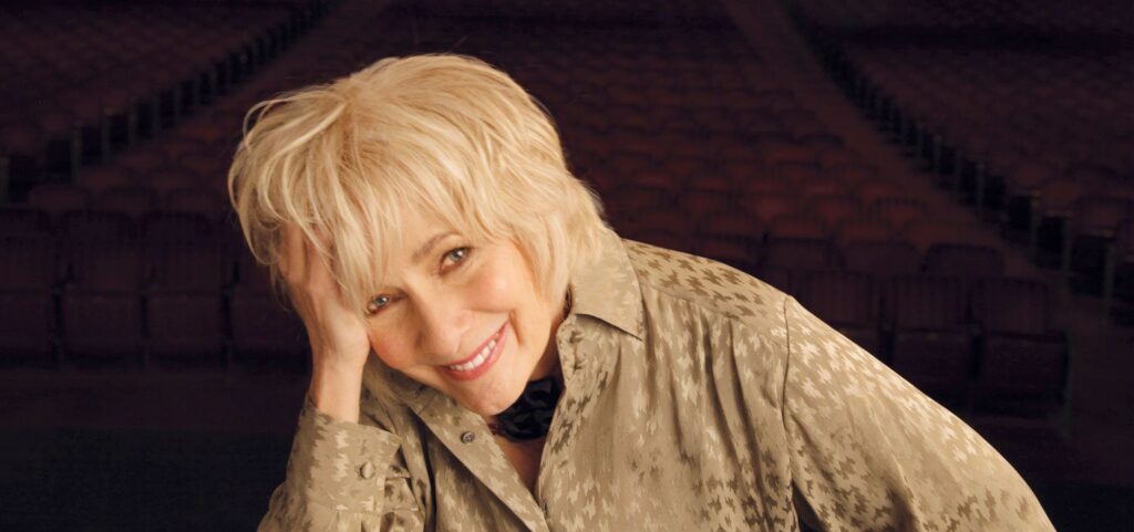 Betty Buckley — Portrait