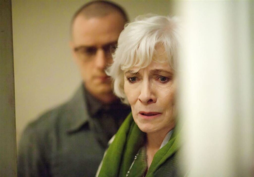 Betty Buckley — Split